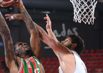 Karşıyaka ile Petkimspor özel maçta rakip: Hazırlık maçında karşı karşıya gelecekler