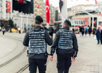 Ankara'da uyuşturucu ve fuhuşa geçit yok: 3'üncü dalga operasyonda 17 tutuklama