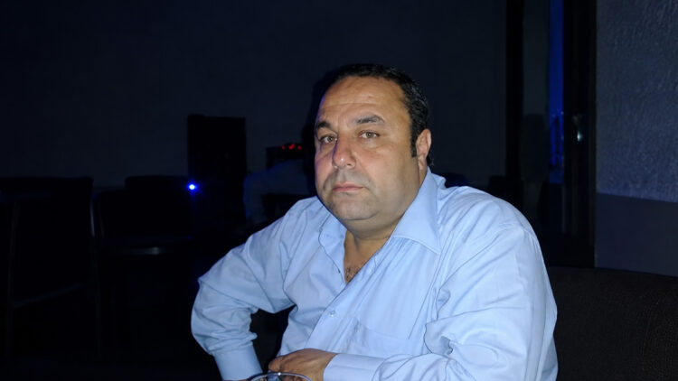 Kuşadası'ndan acı haber: Yattan düşen iş insanının cesedi sahilde vurdu