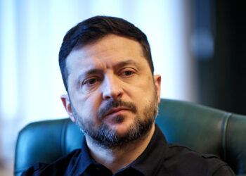 Zelenskiy'den diplomasi mesajı: "Putin’le görüşmeye hazırım"