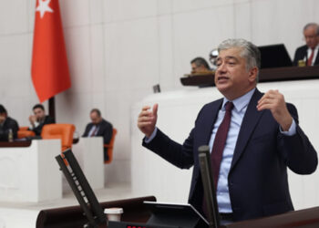 DEVA Partisi'nden tarım alarmı: “Çiftçi ürete ürete, çalışa çalışa batıyor”