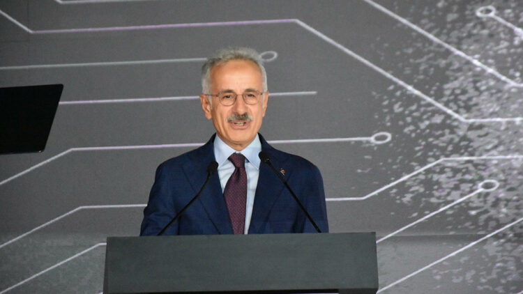Bakan Uraloğlu Türkiye'nin dijital gücüne vurgu yaptı: "Dijital dönüşümün güçlü aktörlerinden biriyiz"
