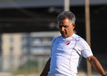 Karşıyaka'ya Basatemür sözü: "En kısa sürede buradan çıkacağız"
