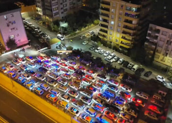 Şanlıurfa'da silah kaçakçılığı operasyonu; 16 gözaltı