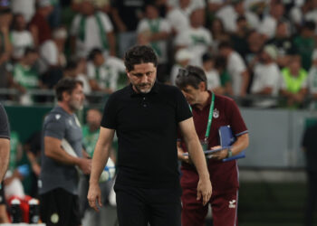 Trabzonspor’da Fatih Tekke dönemi sona erdi: Amedspor mağlubiyeti sonrası yollar ayrıldı