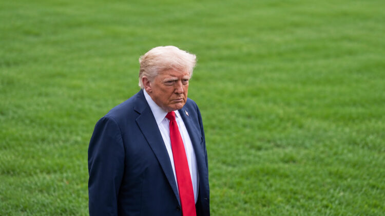Trump'tan dikkat çeken açıklama: "Ukrayna ile Rusya birbirlerinin enerji hedeflerini vurmayacak"