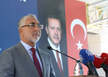 İŞKUR istihdamda öncülük etmeyi sürdürüyor: Ocak-ağustos ayları arasında 947 binden fazla işe yerleştirmeye aracılık etti