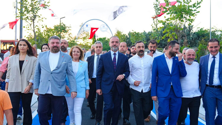Sancaktepe’de ‘Ahmed Arif Yürüyüş Yolu’ hizmete açıldı