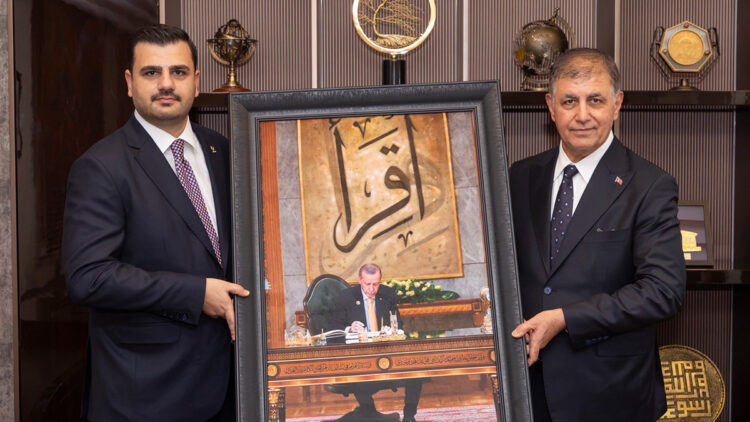 Cemil Tugay'ın makamındaki Erdoğan tablosu gündem oldu