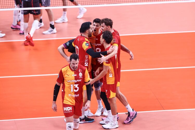 Galatasaray, Ziraat Bankkart'ı 3-1 mağlup etti! Şampiyonlar Kupası'nın sahibi oldu