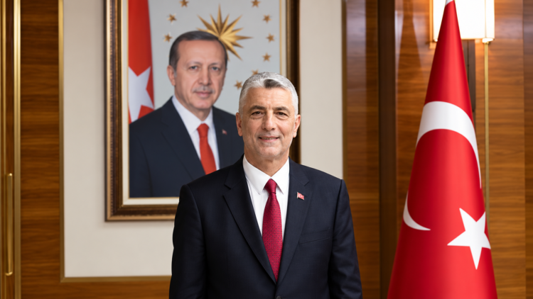 Bakan Bolat, otomotiv sektörü temsilcileri ile bir araya geldi