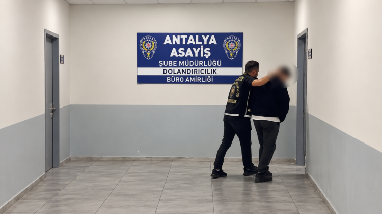 Sahte arama kararıyla girdiği evden para çalan şüpheli tutuklandı