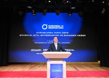 Bakan Kacır açıkladı: 100 bin yapay zeka uygulama profesyoneli yetiştireceğiz