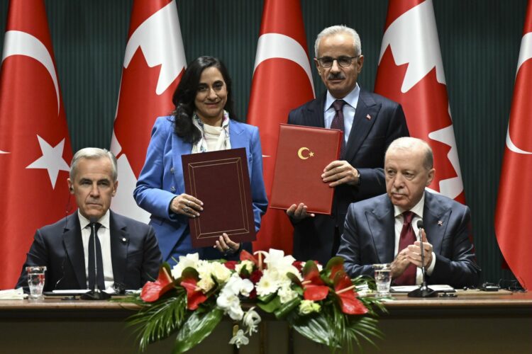 Türkiye ile Kanada arasında Hava Ulaştırma Anlaşması imzalandı