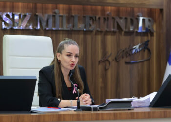 Büşra Özdemir’den AK Parti’ye geçeceği iddialarına yanıt: “Artık çok yorucu olmaya başladı”
