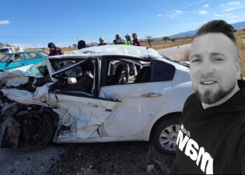 Burdur’da 3 otomobilin karıştığı kazada ölü sayısı 2’ye çıktı