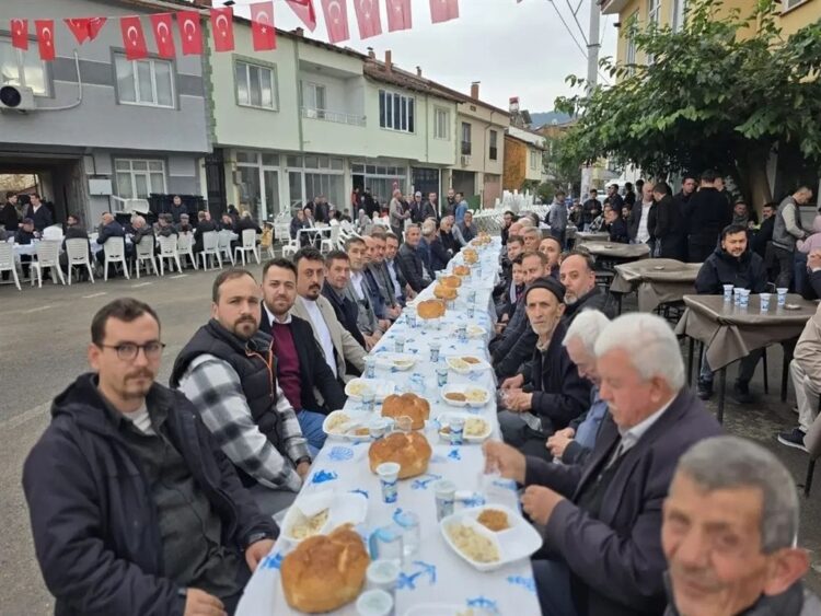 Bursa'da, pilav etkinliğinde rahatsızlananların sayısı 182’ye yükseldi