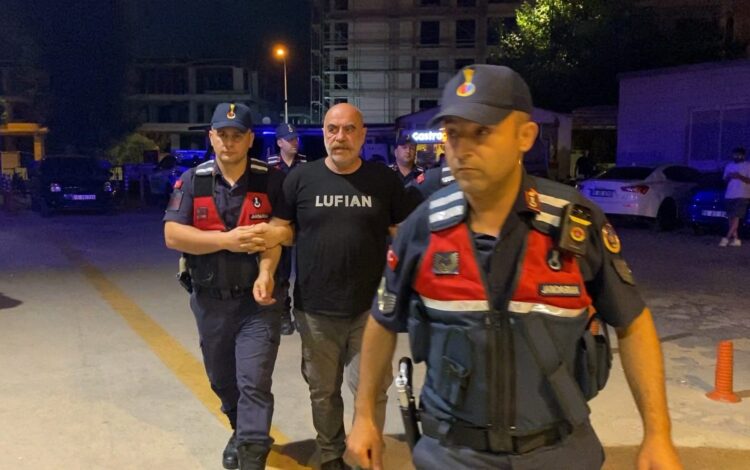 Yönetmen Ezel Akay ve tutuklu kardeşinin uyuşturucu testleri pozitif çıktı