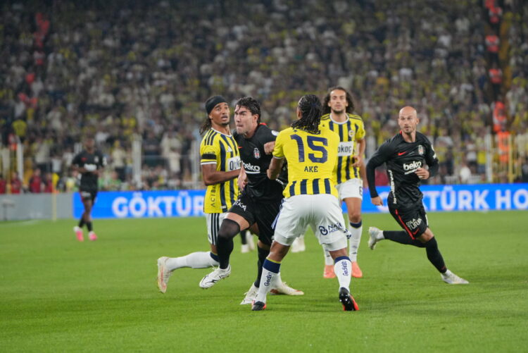 Fenerbahçe’nin FIFA transfer yasağı kaldırıldı