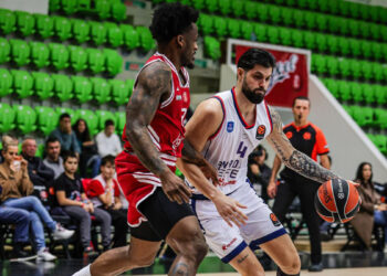 Anadolu Efes, EuroLeague’de Hapoel Tel Aviv’e 118-88 Mağlup Oldu