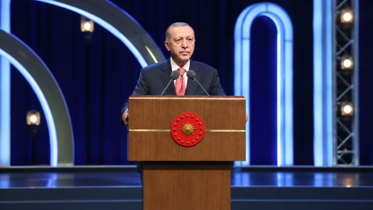 Cumhurbaşkanı Erdoğan: İstanbul Tıp Fakültesi de bize ecdadın emanetidir