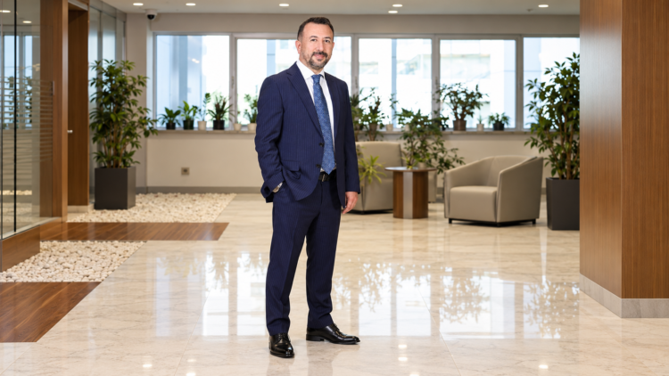 ‘Türk Telekom küresel arenadaki güçlü konumunu pekiştiriyor’