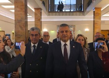 Özgür Özel’den Erdoğan’a TBMM protestosu: “Dinlemeye harcayacak vaktimiz yok”