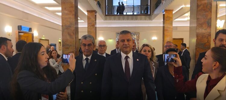 Özgür Özel’den Erdoğan’a TBMM protestosu: “Dinlemeye harcayacak vaktimiz yok”