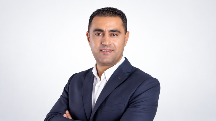 Çukurova Belediye Başkanı Emrah Kozay görevden uzaklaştırıldı