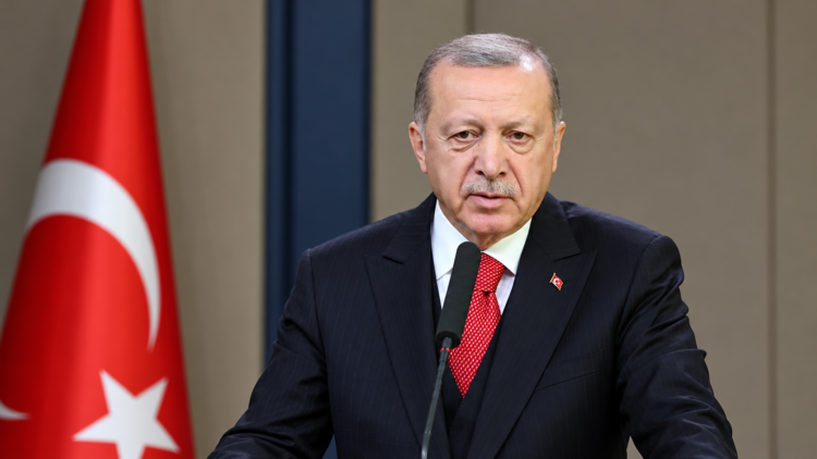 Cumhurbaşkanı Erdoğan'dan 50'yi aşkın ülkede FETÖ bağlantılı okullar kapatıldı