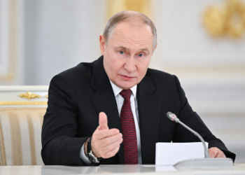 Putin: ABD'ye ve dünyaya petrol tedarik etmeye hazırız