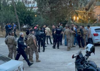Şanlıurfa’da polisle çatışan firari şüpheli intihar etti
