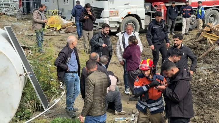 İstanbul'da sel felaketinde can kaybı 4'e yükseldi! 5 kişi kayıp