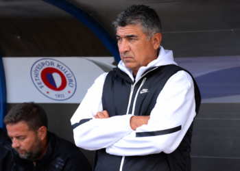 Fethiyespor'da Sait Karafırtınalar ile yollar ayrıldı