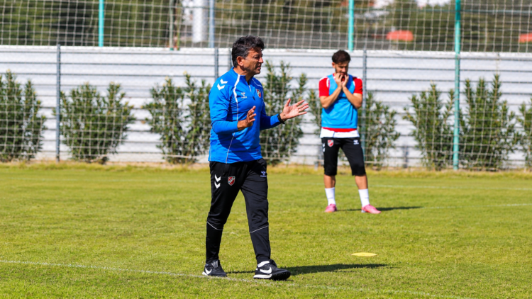 Karşıyaka'da Uysal memnun