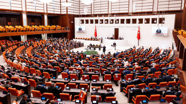 Fon soruşturmasında araştırma önergesi Cumhur İttifakı oylarıyla reddedildi!