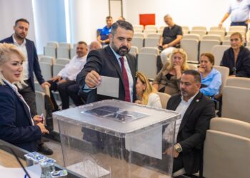 Mezitli Belediyesi'nde başkan vekili belli oldu! CHP'li Turgut Selağzı seçildi