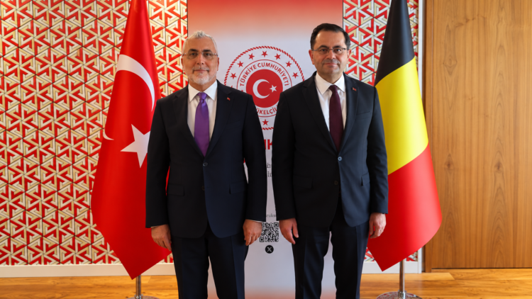 Çalışma ve Sosyal Güvenlik Bakanı Vedat Işıkhan, Belçika’da