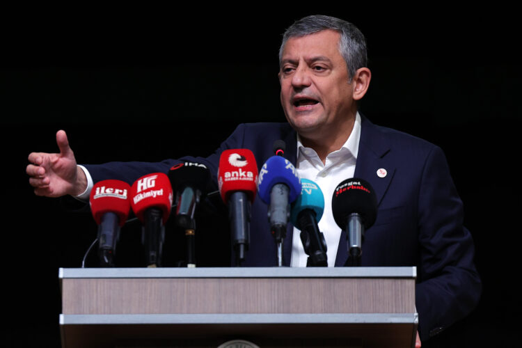 Özgür Özel, Akın Gürlek’e 750 bin lira tazminat ödeyecek