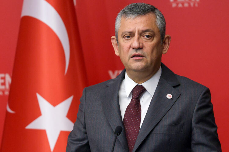 Özgür Özel’den 29 Ekim mesajı: “Cumhuriyet değerlerinden asla taviz vermeyeceğiz”