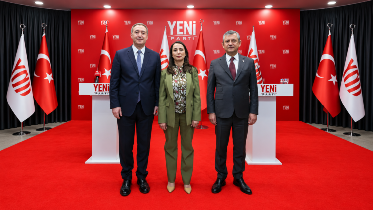 Özgür Özel’den ‘Terörsüz Türkiye’ mesajı: Silahlanmaya değil, kalkınmaya bütçe ayrılmalı!