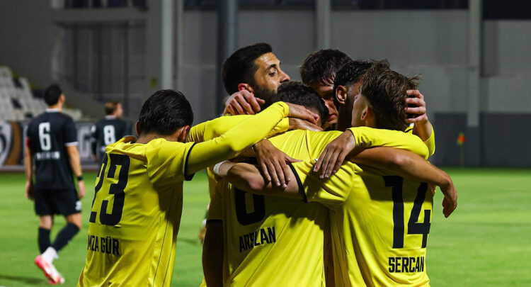 Aliağa FK zirve için sahaya çıkacak: 68 Aksaray Belediyespor'la karşılaşacak