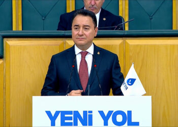 Ali Babacan’dan fon sürecine sert çıkış: “Elinizi kolunuzu kim bağladı?”
