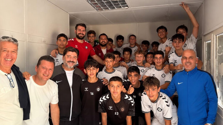 Altay'ın altyapısı parlıyor: Taraftara çifte sevinç yaşattılar