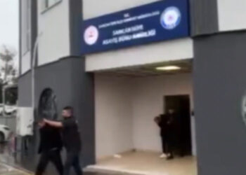 Sancaktepe’de pazarda 1 kişinin öldüğü bıçaklı kavga: 3 gözaltı