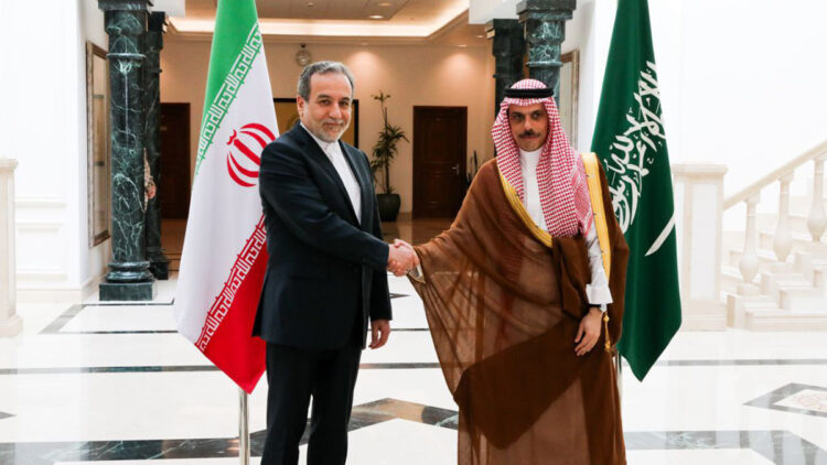 Abbas Arakçi'den Suudi Arabistan açıklaması: "Husiler ile diyaloğun başlaması için yardıma hazırız"