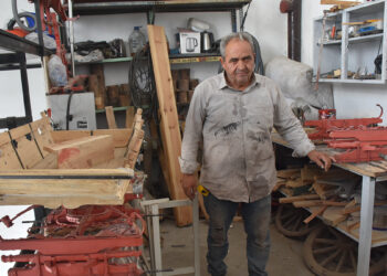 At arabası kültürünü minyatürleriyle yaşatmaya çalışıyorlar
