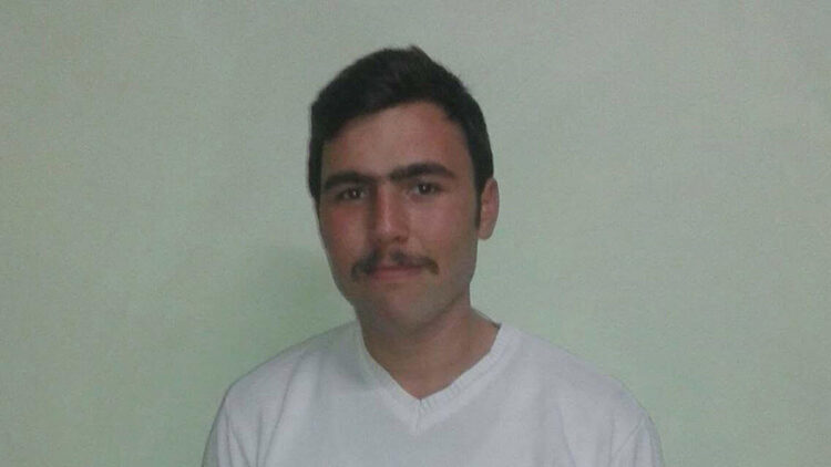 Manisa'da baba-oğul cinayeti: Şüpheli suç aleti tüfekle yakalandı