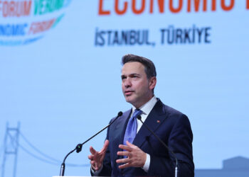 Bakan Bayraktar Verona Avrasya Ekonomi Forumu’nda konuştu: "Güvenilir bir enerji merkeziyiz"