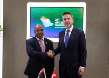 Alparslan Bayraktar, Libyalı mevkidaşı Abdulsadek ile görüştü
